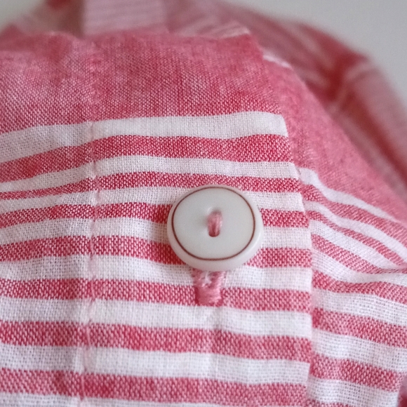 Lilies Closet Women's Lightweight Red White Stripe Long Sleeve Button Down Top M - Picture 3 of 9